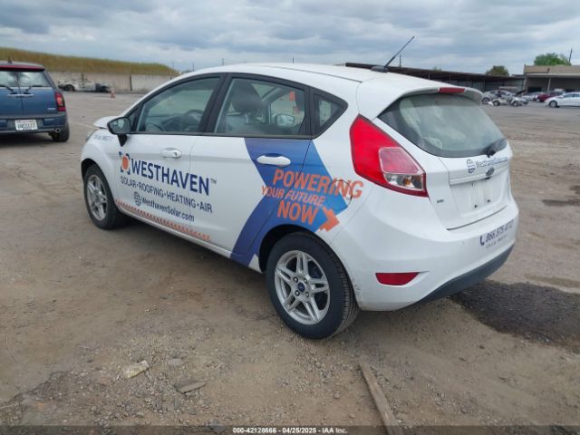 3FADP4EJ0JM143122 Ford FIESTA SE