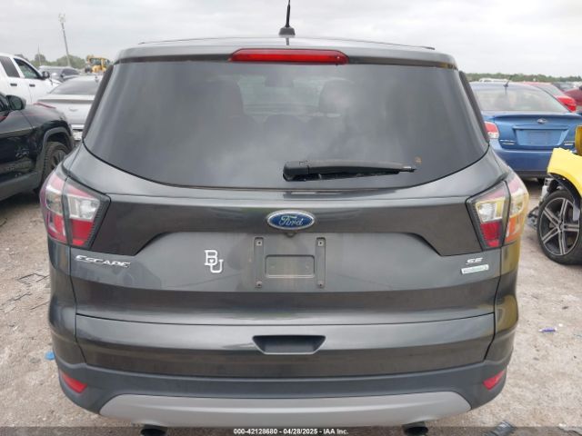 1FMCU0GD2HUA52739 Ford ESCAPE SE