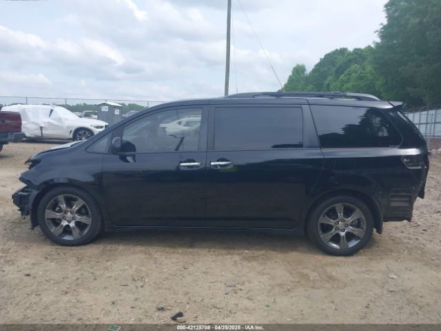 5TDXK3DCXFS663046 Toyota Sienna Se 8 Passenger