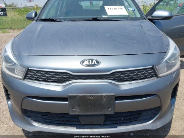 3KPA25AB5KE215783 KIA Rio 5-door S