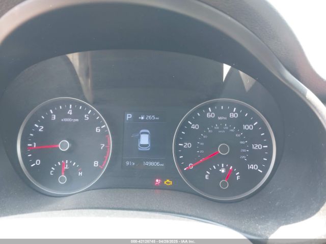 3KPA25AB5KE215783 KIA Rio 5-door S