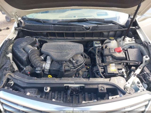 2017 CADILLAC XT5 1GYKNFRSXHZ198153 Photo 9