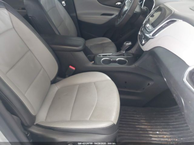 2GNAXMEV0J6300407 Chevrolet Equinox Premier