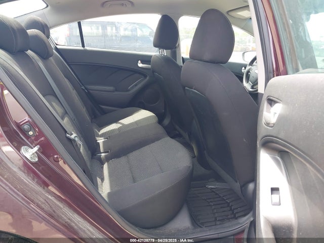 3KPFK4A70JE165286 KIA FORTE LX