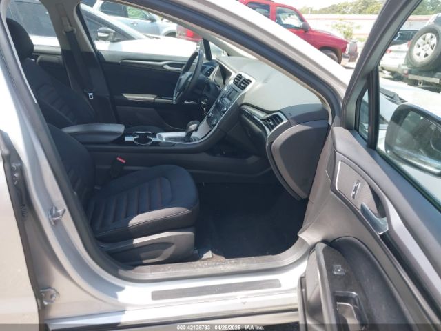3FA6P0H71ER371625 Ford FUSION SE