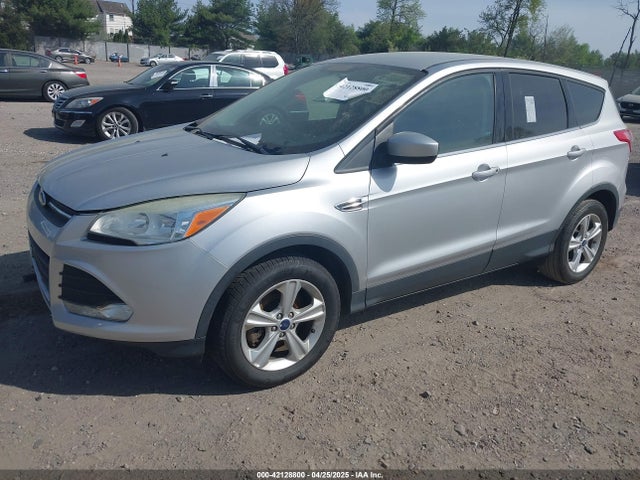 1FMCU9GX9FUC19545 Ford ESCAPE SE