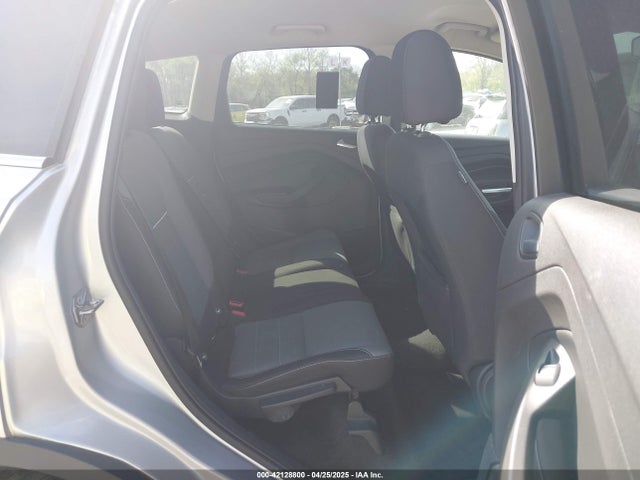 1FMCU9GX9FUC19545 Ford ESCAPE SE