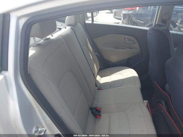 KIA dohc gamma 2014 KNADN4A33E6416032 Image 8