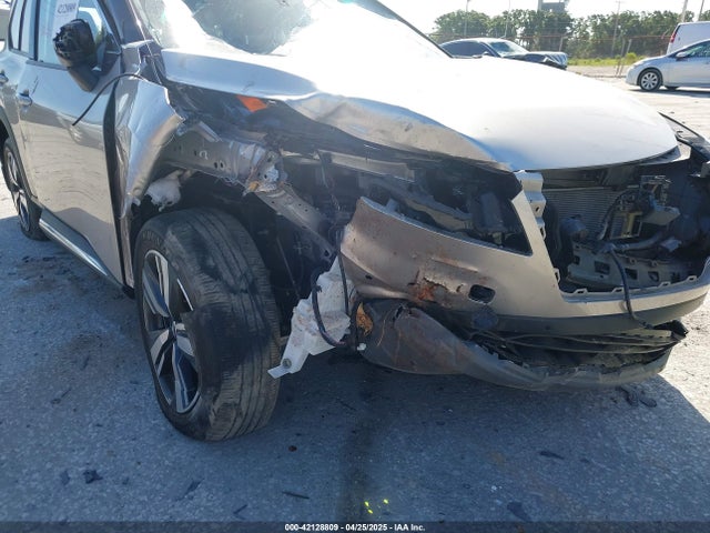 JN8AT3CA6MW020858 Nissan Rogue Sl Fwd