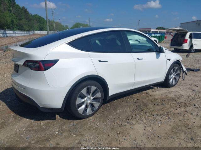 2021 TESLA MODEL Y 5YJYGDED4MF192824 Photo 3