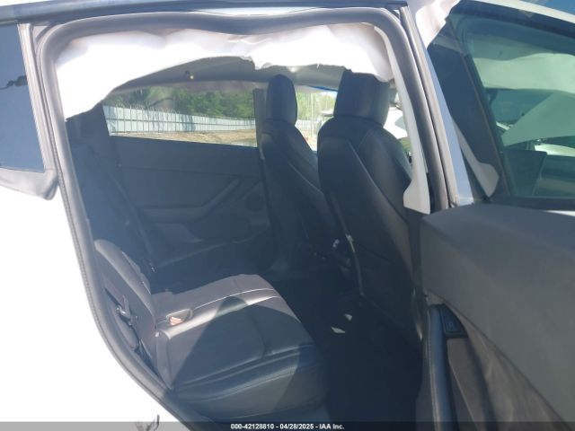 2021 TESLA MODEL Y 5YJYGDED4MF192824 Photo 7