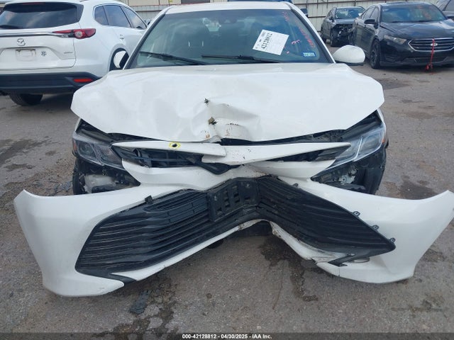 4T1B11HK9JU593252 Toyota CAMRY LE