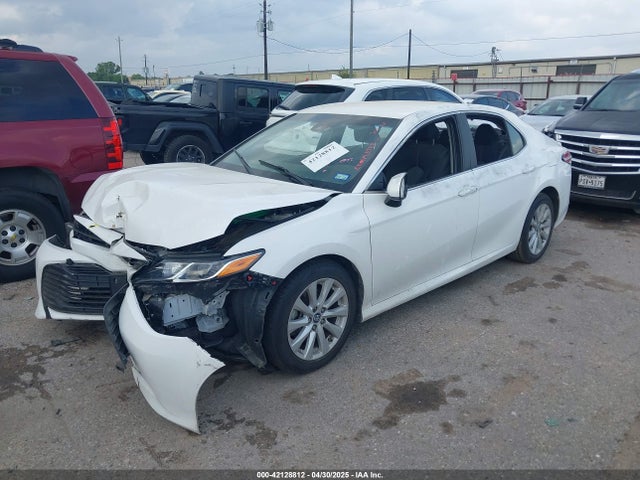 4T1B11HK9JU593252 Toyota CAMRY LE