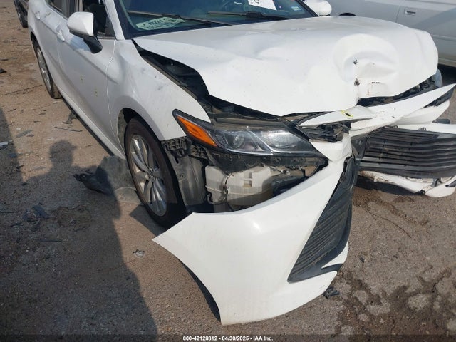 4T1B11HK9JU593252 Toyota CAMRY LE