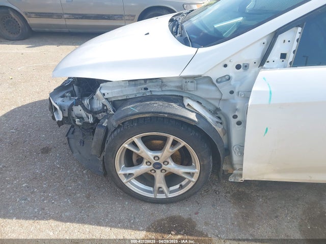 Ford 2015 2015 1FADP3N28FL200338 Image 14