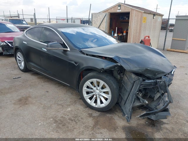2016 TESLA MODEL S 5YJSA1E26GF155606 Photo 0