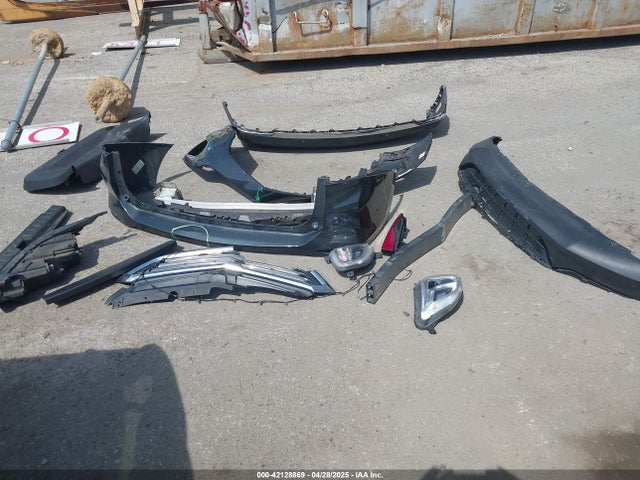 2GNAXKEV5K6248763 Chevrolet EQUINOX LT