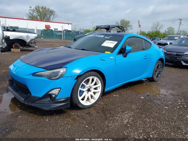 JF1ZNAA10E9701121 Scion FR-S