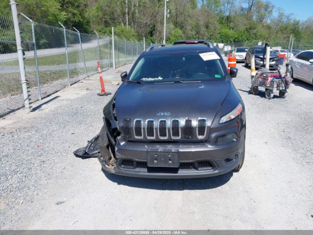 1C4PJMCS3GW134007 Jeep Cherokee Latitude