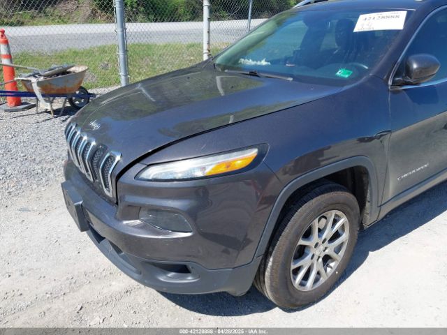 1C4PJMCS3GW134007 Jeep Cherokee Latitude