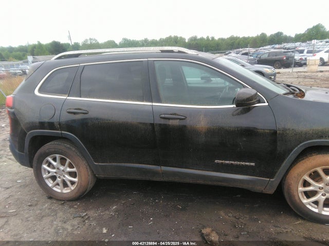 1C4PJLCB1EW231178 Jeep Cherokee Latitude