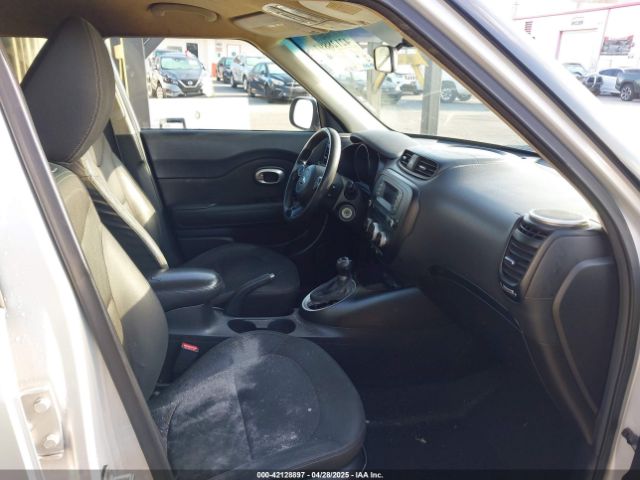KNDJN2A28E7727631 KIA Soul