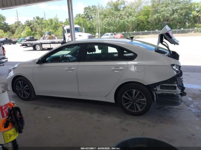 3KPF24AD6RE758698 KIA Forte Lxs