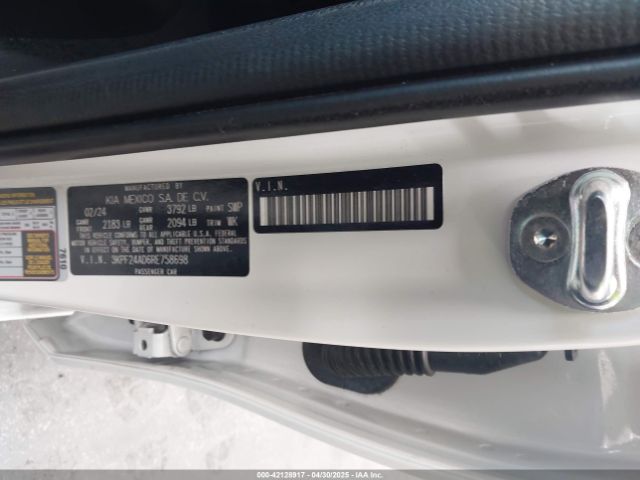 3KPF24AD6RE758698 KIA Forte Lxs