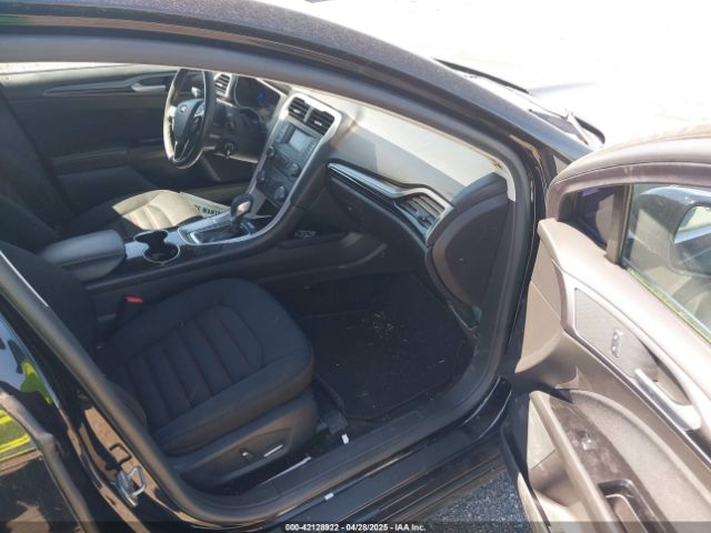 3FA6P0HD6GR298714 Ford FUSION SE