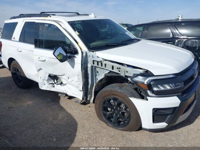 1FMJU1RG7PEA18082 Ford Expedition Timberline