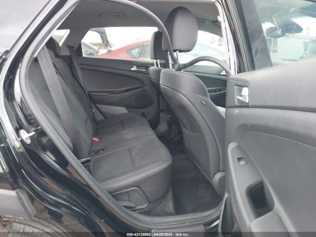 KM8J33A42LU141871 Hyundai Tucson Value