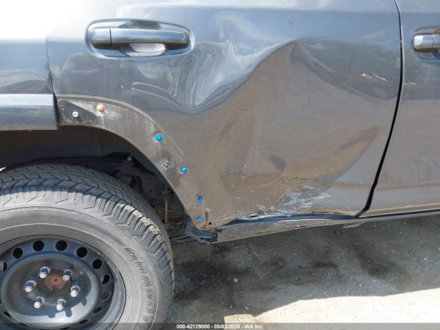 JTEBU5JR7K5710800 Toyota 4RUNNER SR5