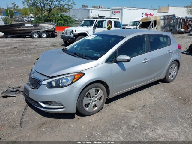 KNAFK5A82G5581775 KIA FORTE LX