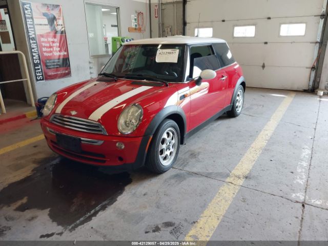 2005 MINI COOPER WMWRC33585TC59865 Photo 1