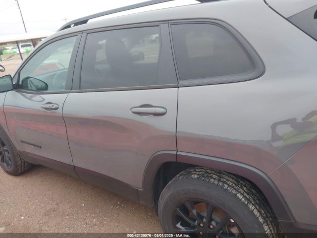 1C4PJMMB5PD114674 Jeep Cherokee Altitude Lux 4x4