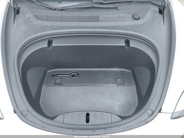 5YJ3E1EA5LF613002 Tesla Model 3 Standard Range Plus Rear-wheel Drive/standard Range Rear-wheel Drive
