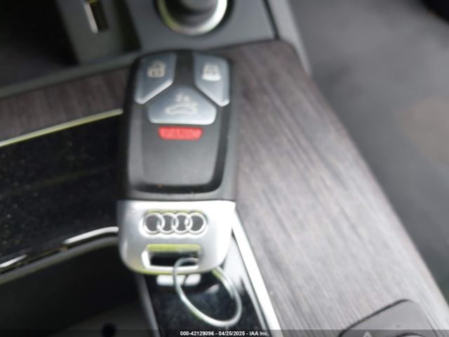 WA1AAAFY2M2008206 Audi Q5 Premium 45 Tfsi Quattro S Tronic