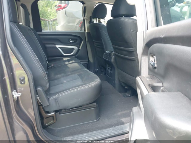1N6AA1F49JN514304 Nissan Titan Xd Sv Gas