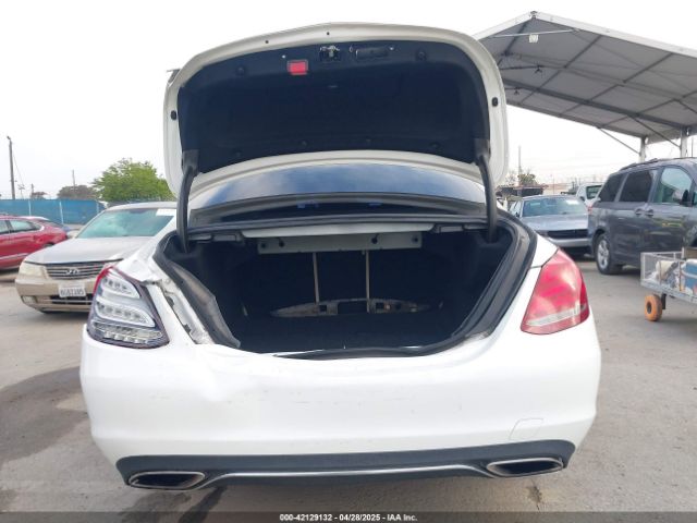 55SWF4KB8FU011559 Mercedes-Benz C 300 4matic/luxury 4matic/sport 4matic