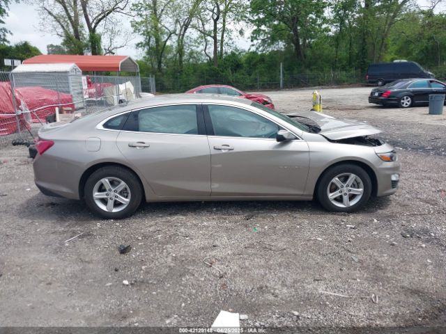 1G1ZD5ST2NF184550 Chevrolet Malibu Fwd Lt