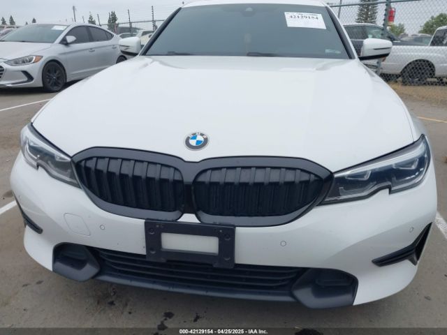3MW5R1J06M8B74051 BMW 3 Series 330i