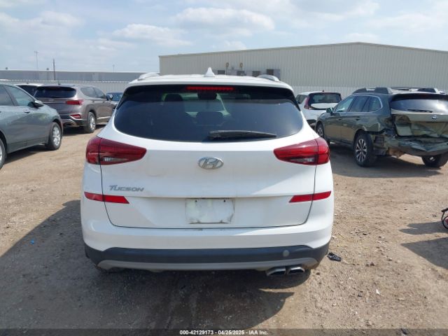 KM8J33AL1KU861698 Hyundai Tucson Sport