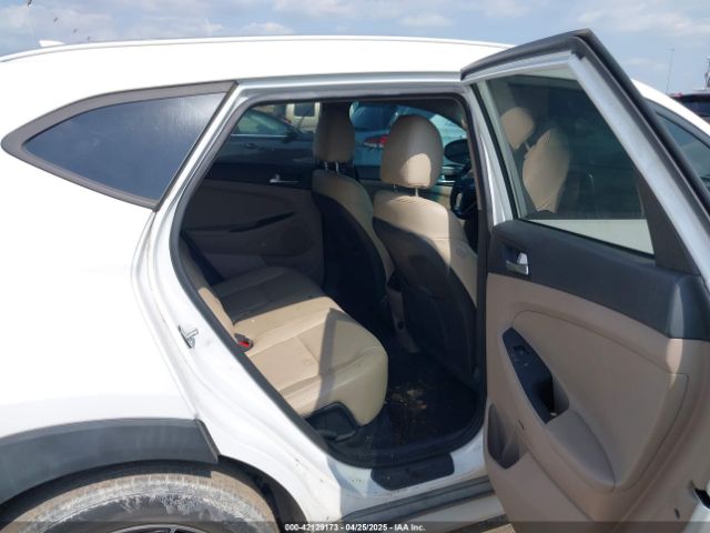 KM8J33AL1KU861698 Hyundai Tucson Sport