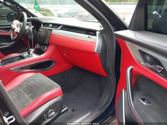 2022 JAGUAR F-PACE SADCZ2EE0NA702862 Photo 4