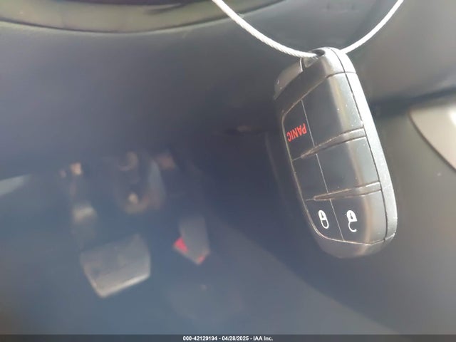 3C4NJCAB0JT133317 Jeep Compass