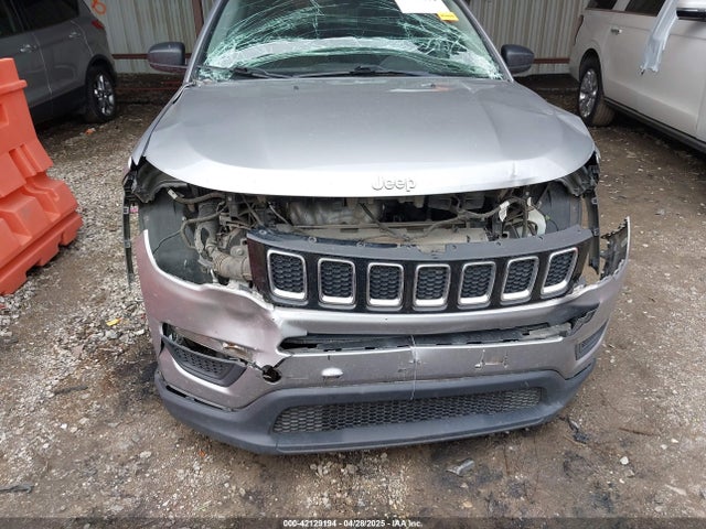 3C4NJCAB0JT133317 Jeep Compass