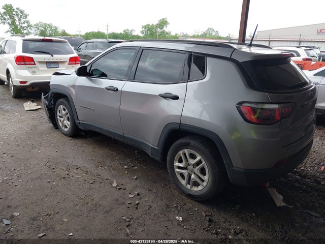 3C4NJCAB0JT133317 Jeep Compass