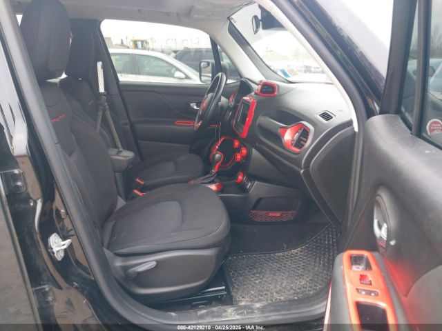 ZACNJBC14KPK76923 Jeep Renegade Trailhawk 4x4