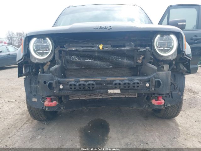 ZACNJBC14KPK76923 Jeep Renegade Trailhawk 4x4