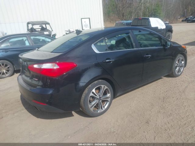 KNAFZ4A8XG5570545 KIA FORTE EX
